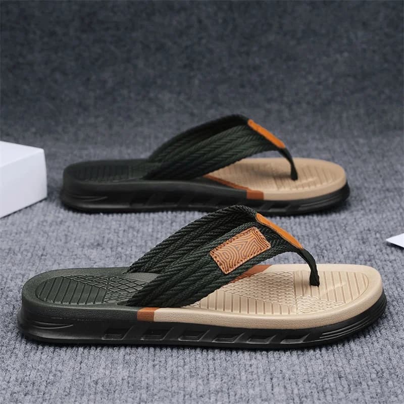 Men's Casual Flip Flops with Multi-texture Composite Geometric Layered Soles, Perfect for Walking and Beach Vacations