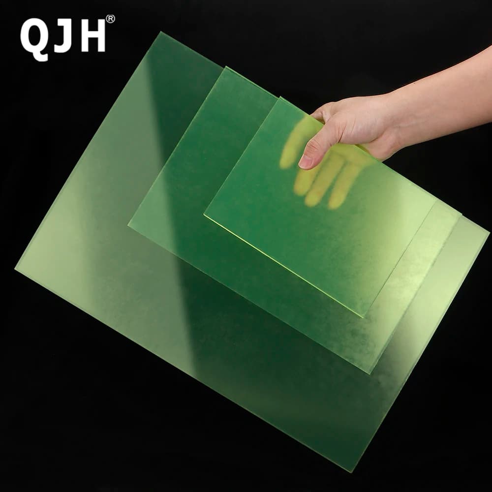 1 Piece Premium Green Protective Mat, Durable 0.8cm Bearing, Ideal for punching, molding, embossing and cutting rubber panels