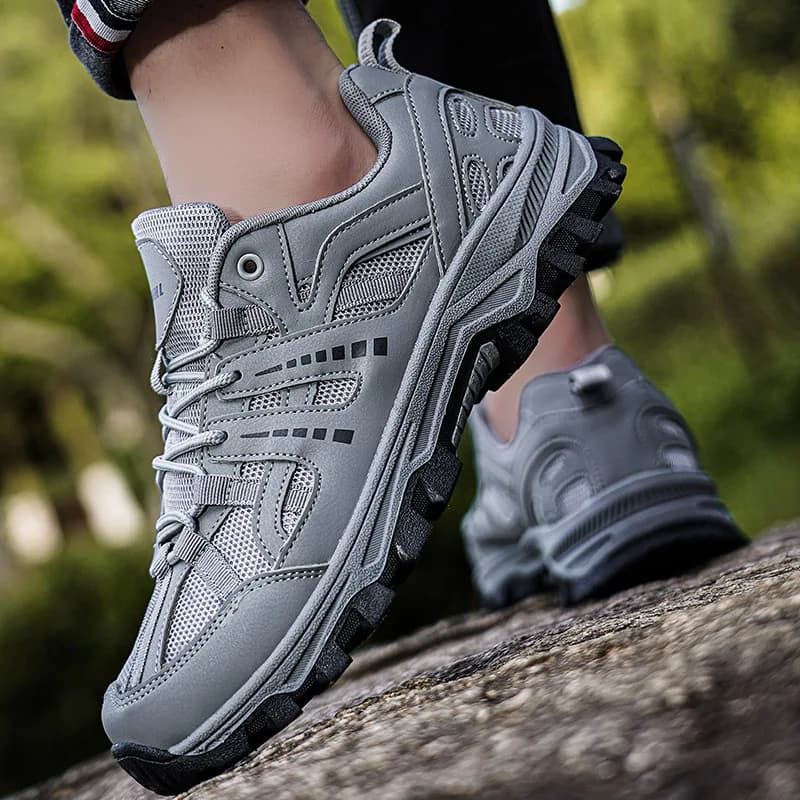 XG 2025 Nuovi Uomini Scarpe Da Trekking Scarpe Da Caccia Resistente All'usura Alla Moda Sneaker Antiscivolo Resistente All'usura Scarpe Da Arrampicata Su Roccia Women6-45