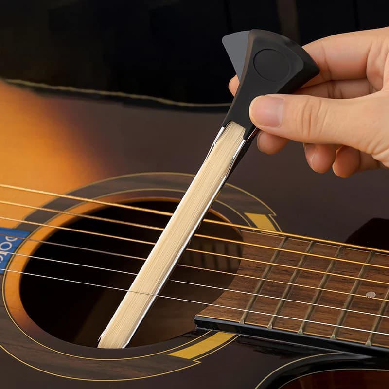 Arco per chitarra acustica Arco Picasso per chitarra acustica Plettro incorporato Manico confortevole Arco per chitarra in crine di cavallo Accessori per chitarre