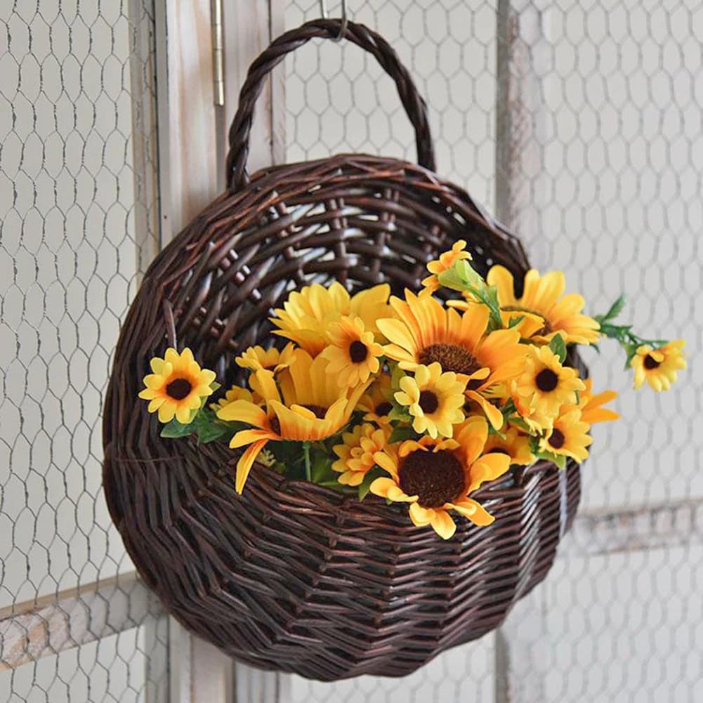 Hand-made chimney planter in Rattan planter for wall hanging in chimneys basket in Rattan garden shed for plants garden pots wall planter