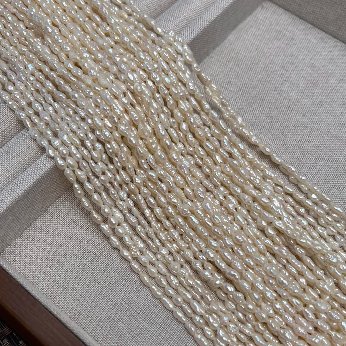 Una perla d'acqua dolce naturale da 3-4 mm, perline Keshi, ciondoli per donne fai da te, uomini, collane, bracciali, creazione di gioielli, accessori