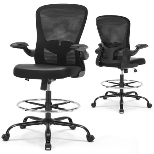 Sedia da disegno alta con schienale in rete, altezza regolabile, braccioli ribaltabili, supporto lombare, sedile in PU e poggiapiedi per lavorare in piedi