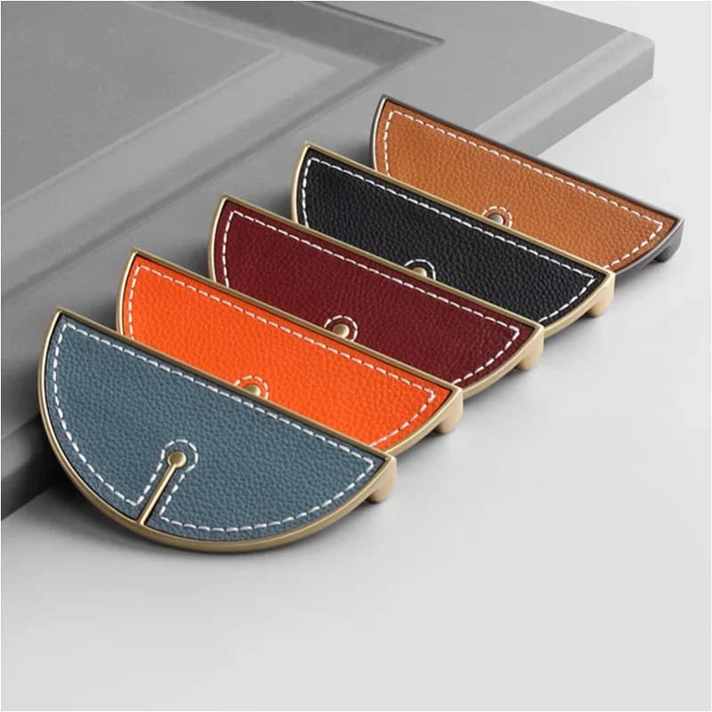 Maniglia moderna in lega di zinco ispessita, cassetto di lusso leggero, armadio, armadio, selezione di lusso leggero, maniglia semicircolare in pelle