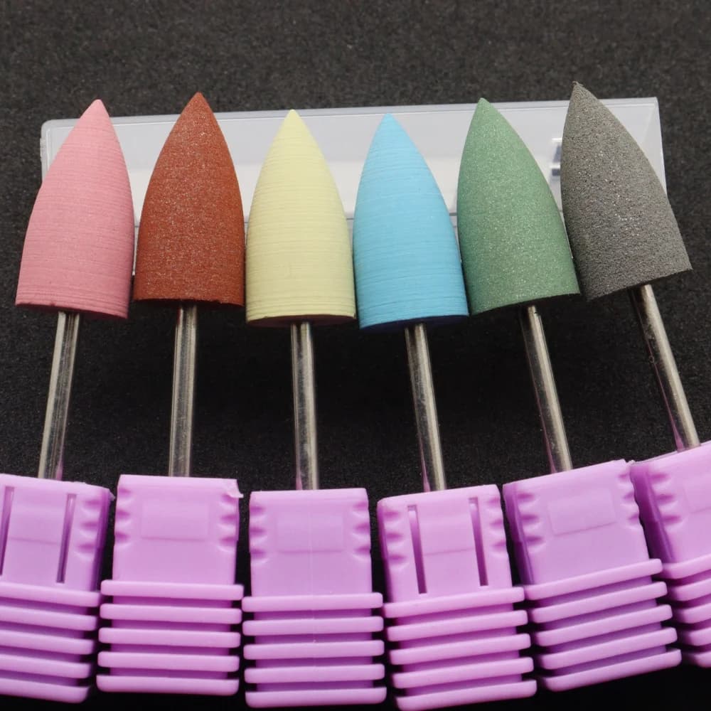 1 Pezzo Fresa per Unghie in Silicone a Forma di V da 10mm, Testa per Lucidatura Unghie con Gambo da 2.35mm per Strumenti di Manicure e Pedicure