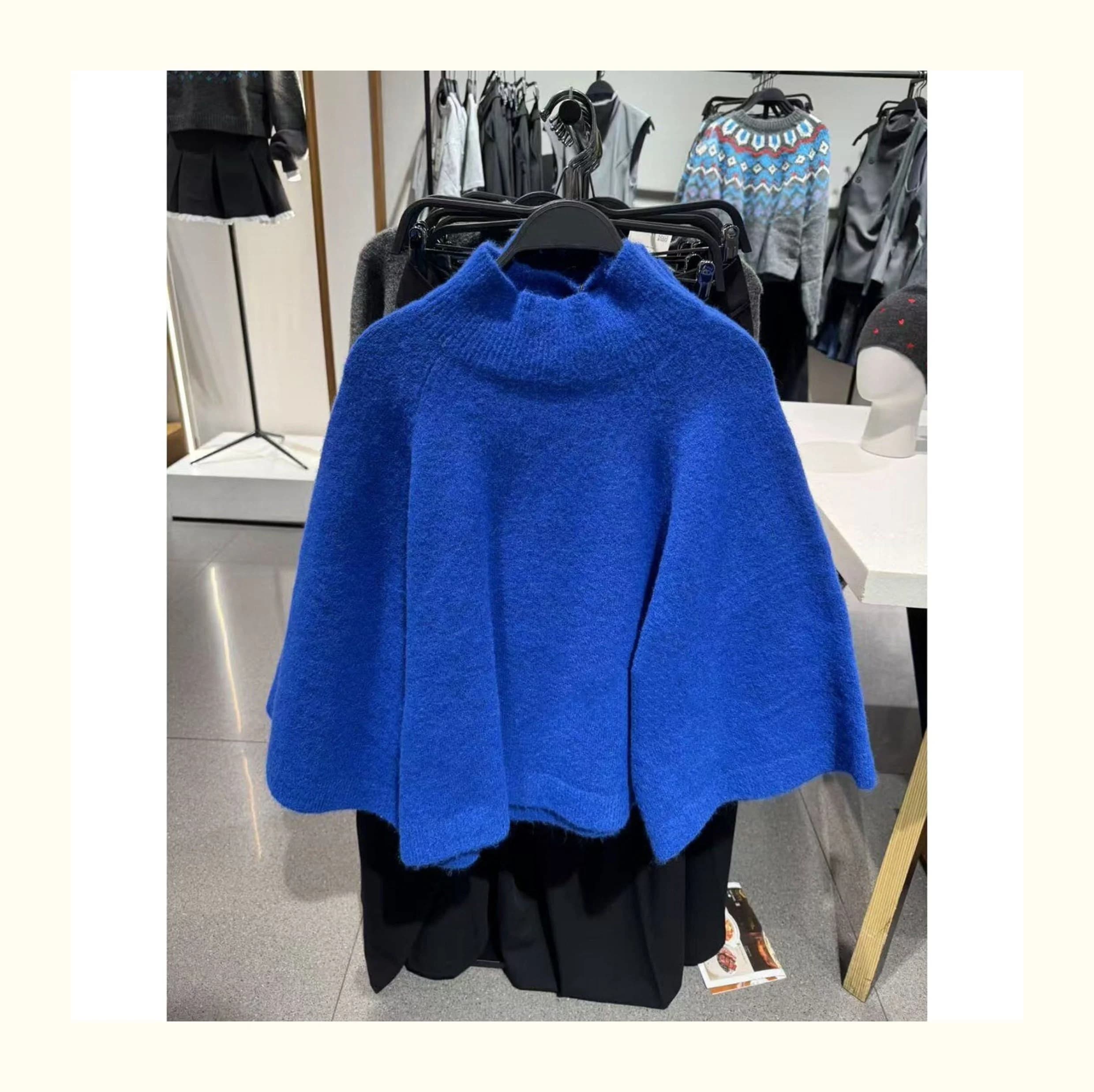 Maglione lavorato a maglia da donna 2026, nuovo, alla moda, versatile, stile francese, minimalista, con bordo a costine, collo alto e maniche larghe