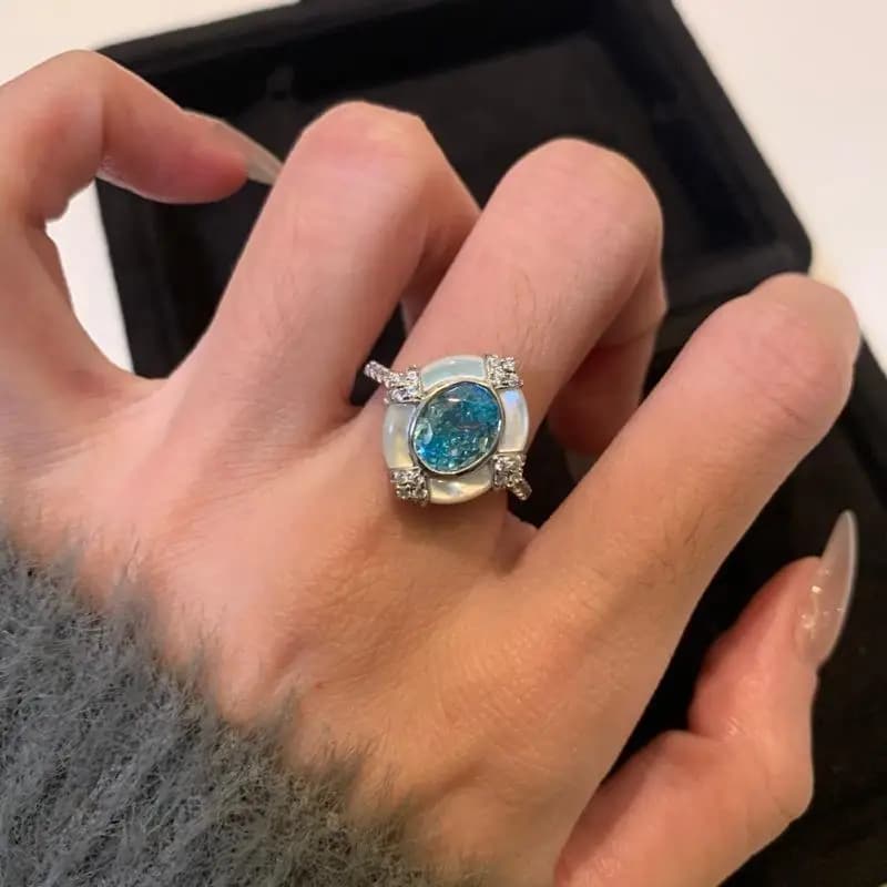 Anelli di Fritillaria bianchi ovali con pietre preziose blu acquamarina di lusso leggero per le donne anello stile palazzo vintage gioielli da sposa di moda
