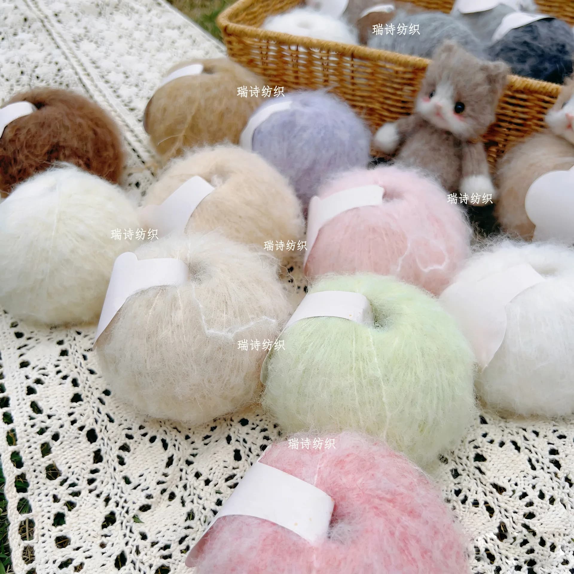 50g Long-haired Soft Yarn, Blended Alpaca Wool Stick Needle Thread, Doll Diy Hand-knitted Crochet Warm Medium-thick Wool Ball