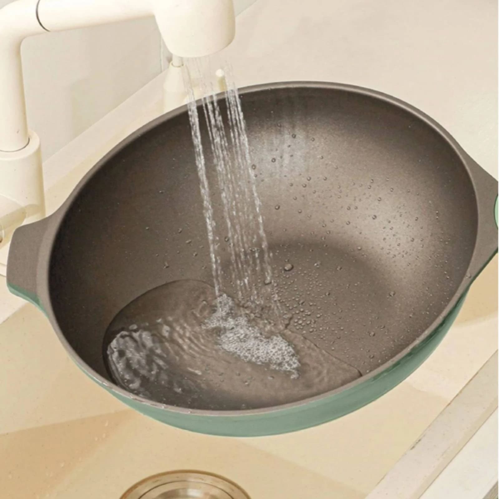 Wok with Glass Lid Nonstick Wok Pan with Lid Stir Fry Pan Spacious Cookware Flat Bottom for Home Cooks, Gas Cooktop