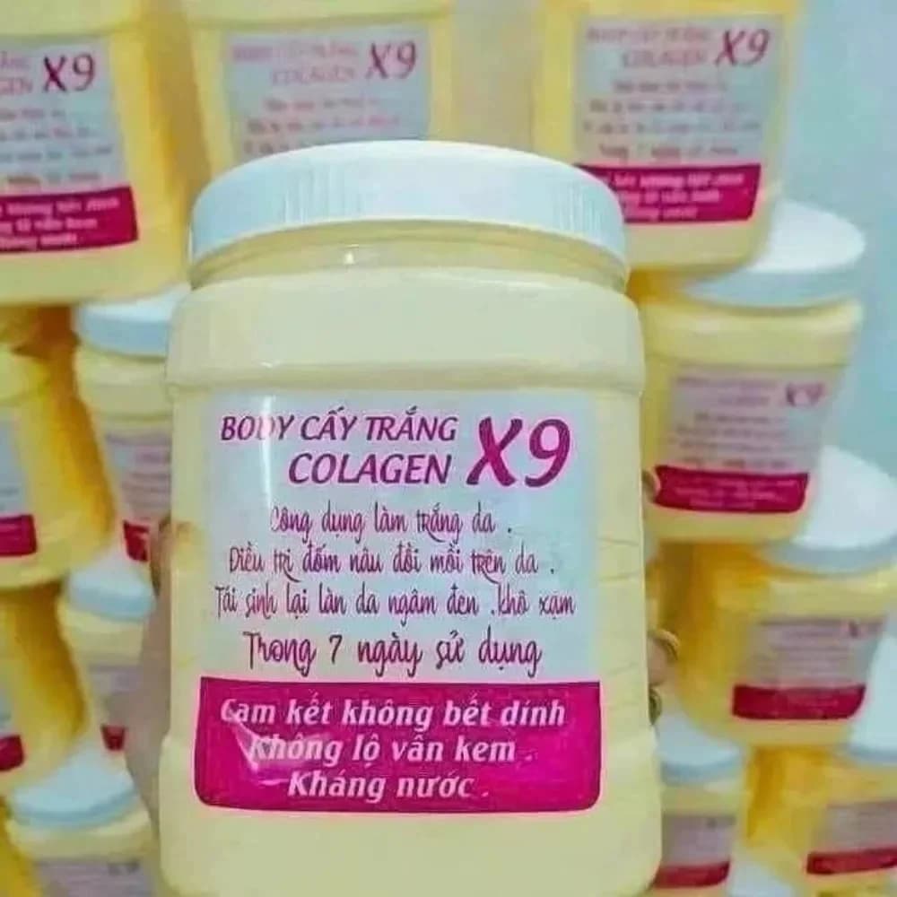 Crema Corpo al Collagene 900g, Schiarisce il Colore della Pelle, Riduce le Macchie Scure, Crema Idratante Profonda e Nutriente, Migliora la Pelle Secca e Opaca