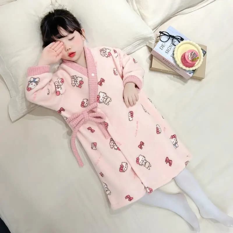 Sanrio Hello Kitty Girls Night Shirt Autumn and Winter 2025 New Flannel Addensata Girls Cartoon Cute Kt Cat Hot Bathrobe for the house