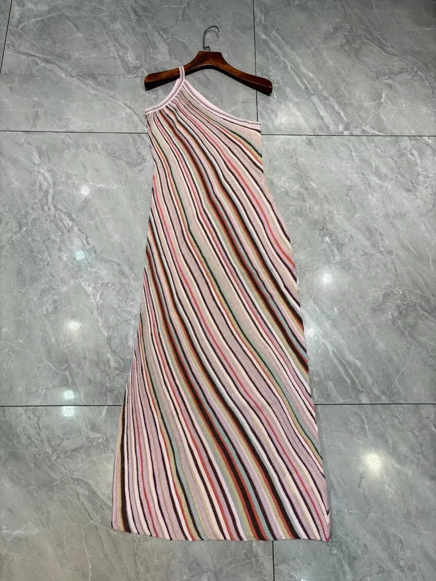 Female One-Shoulder Knitted Long Dress Gradient Wave Striped Sleeveless High Waist Casual Slim Sequins Robe