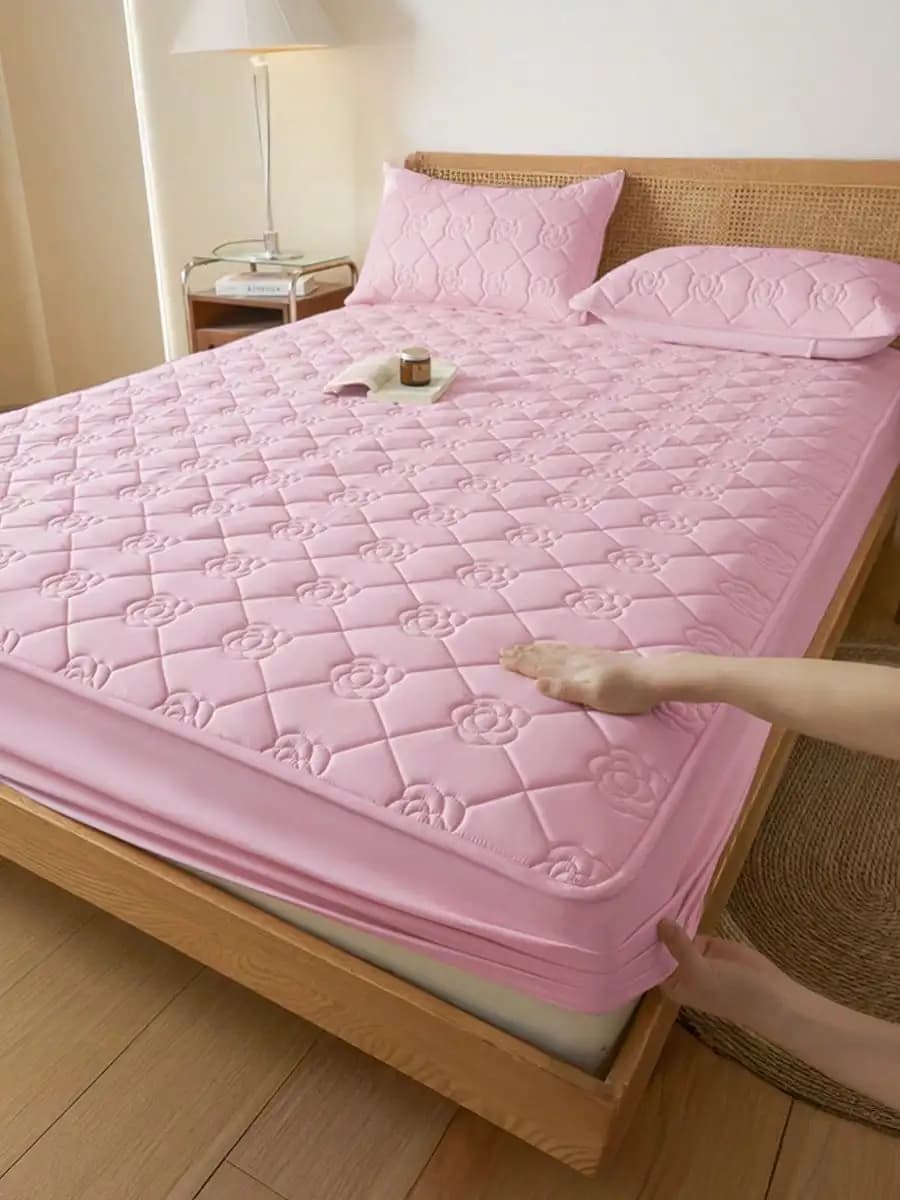 Sheet with Corners Pink Quilted with Rose Pattern, Deep Pocket 30 cm, Soft and Breathable, Washable in Washing Machine