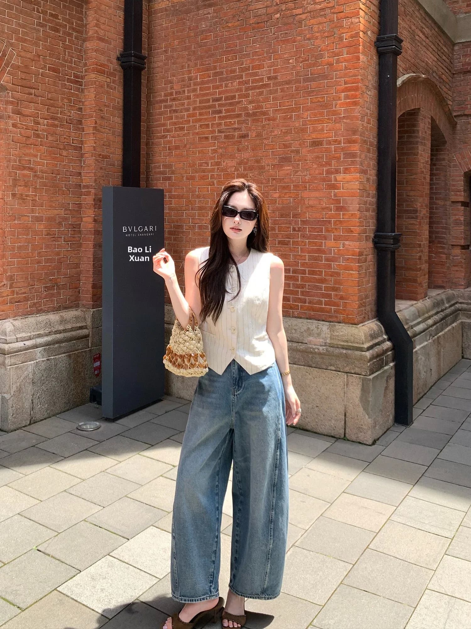 Fashionable High Waist Loose Casual Wide Leg Jeans Women's Nine Point Retro Blue Denim Pants Summer Cotton Button Closure