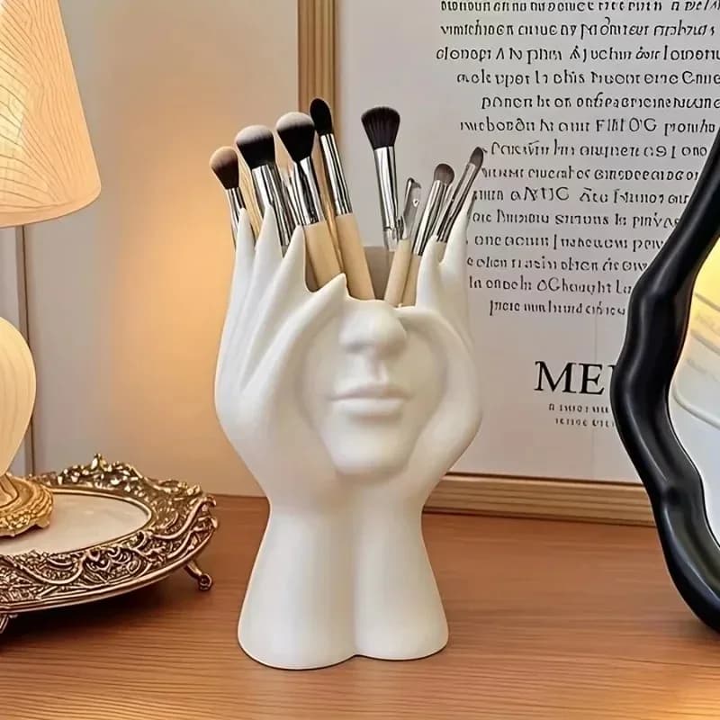Portapenne e organizer per pennelli da trucco in plastica con design astratto - Scultura artistica decorativa multifunzionale, leggera