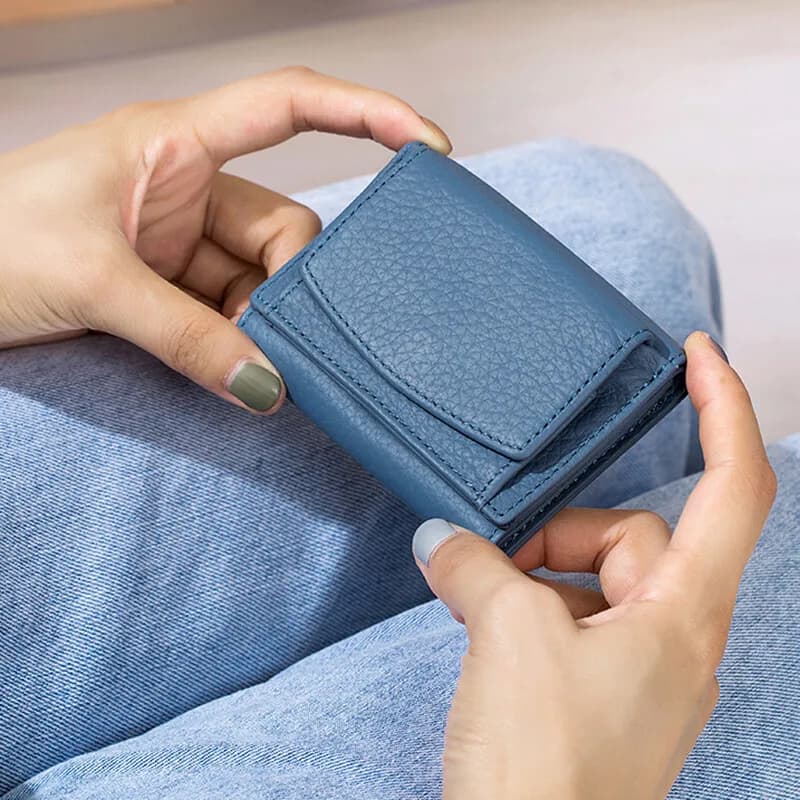 Portafoglio Trifold Corto e Semplice da Donna con Protezione RFID e Portamonete Mini