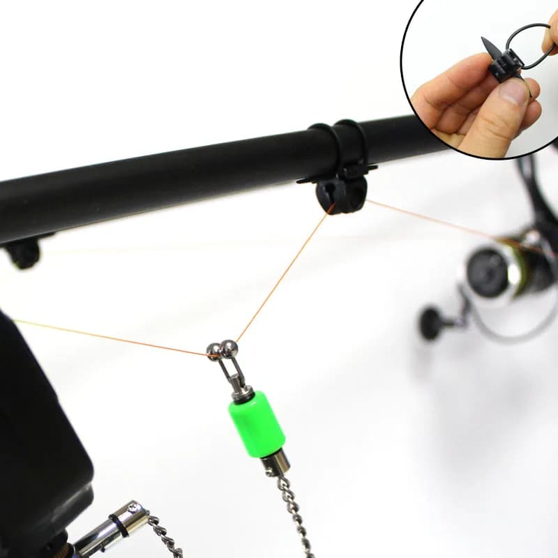 2PCS Canna da pesca alla carpa utilizzata con poggiatesta Gripper Rod Pod Bank Sticks Buzzer Bar Cinghie Cinture Strumenti Accessori
