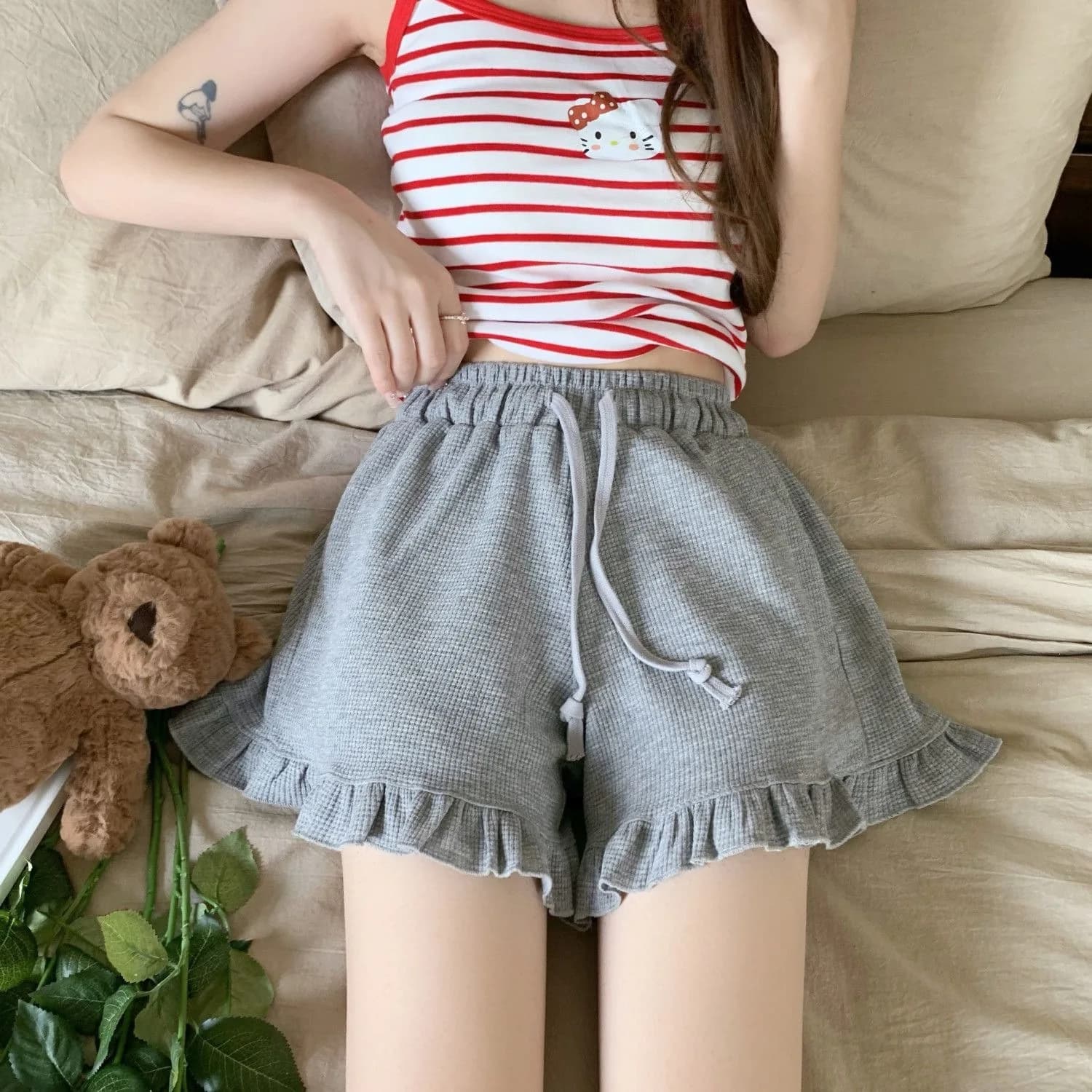 Pantaloncini da donna alla moda con volant, casual, a gamba larga, con coulisse, a vita alta, per palestra e yoga, hot pants femminili