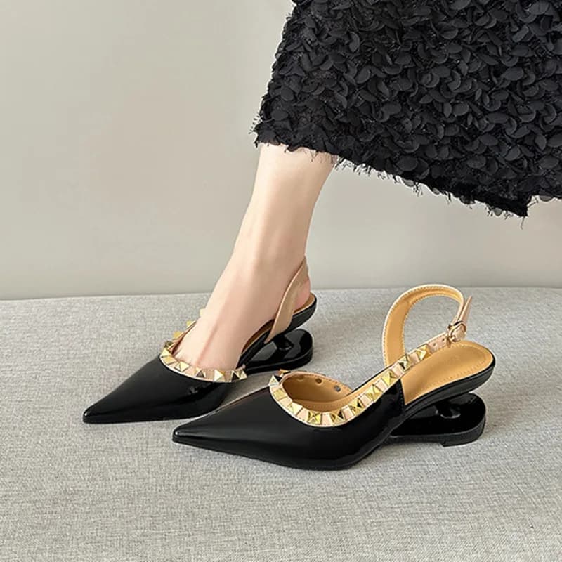 Sandali Sexy con Tacco a Spillo e Rivetti Metallici, Stile Fatato, Versatili, Nuovi per l'Estate, Scarpe Singole con Punta Affusolata per Donna