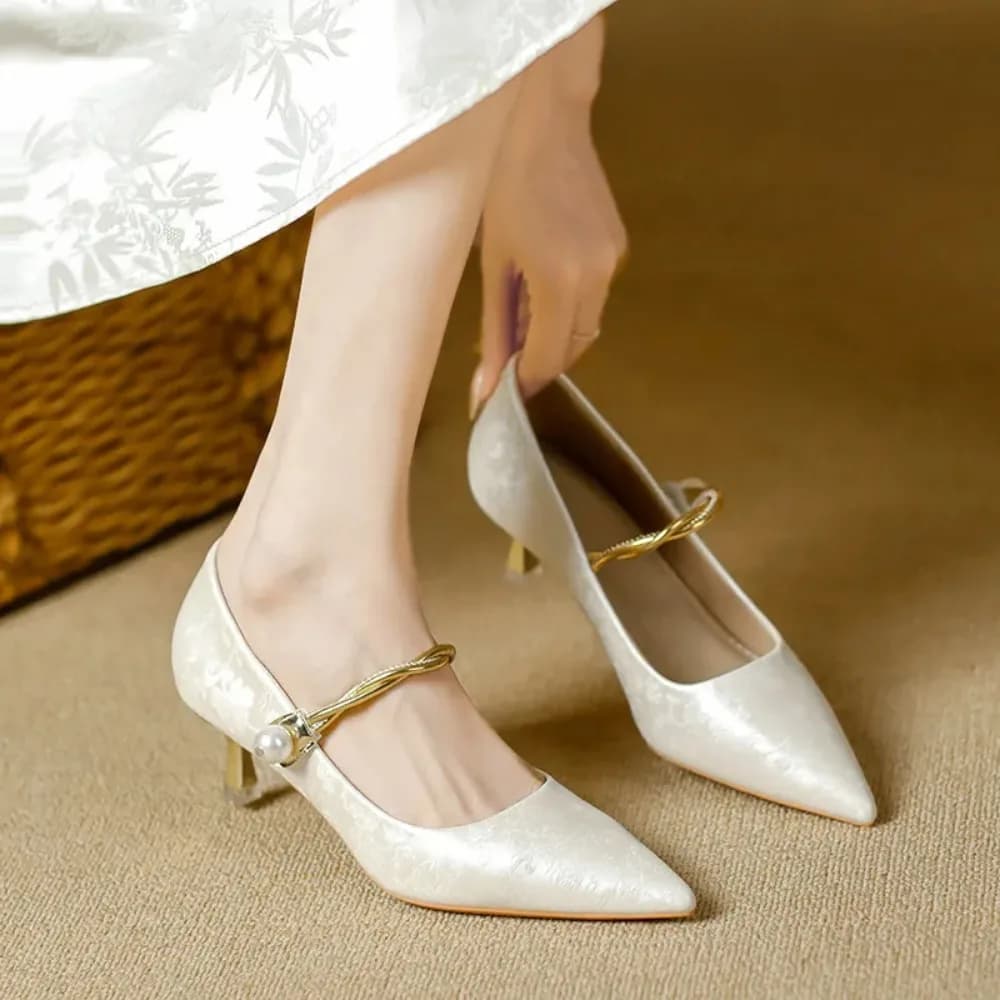 New Chinese Style Qipao Pointed French Style High Heels Retro Casual and Versatile Women's Shoes Spring and Autumn Styles