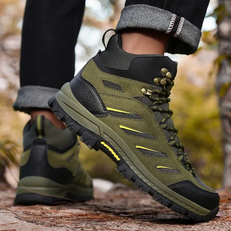 Autumn Men Walking Sneakers Outdoor Anti-Slip Hiking Shoes Winter Men Work Boots Wear-resistant Climbing Trekking Shoes Sneakers