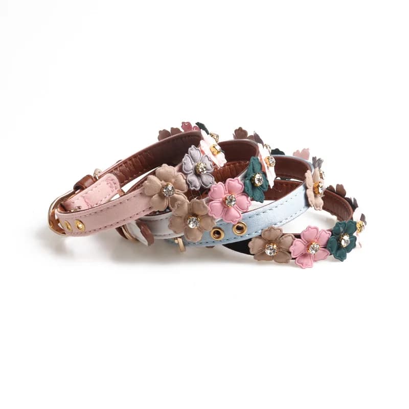 New Bling Dog Collar Flower Design PU Pet Collar for Small Medium Dogs Cat Collar Dog Collars Cat Harness
