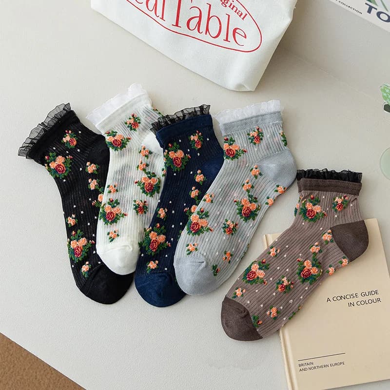 2025 New Women's Ankle Socks Spring Summer Thin Breathable Lace Trim Floral Short Socks Japanese Kawaii Low Cut Socks for Women
