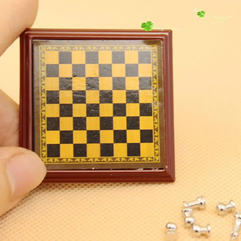 Mini Decor for Dollhouse Metal Chess Set 1/12 Scale Accessories Gold Silver Pieces for Miniature Houses