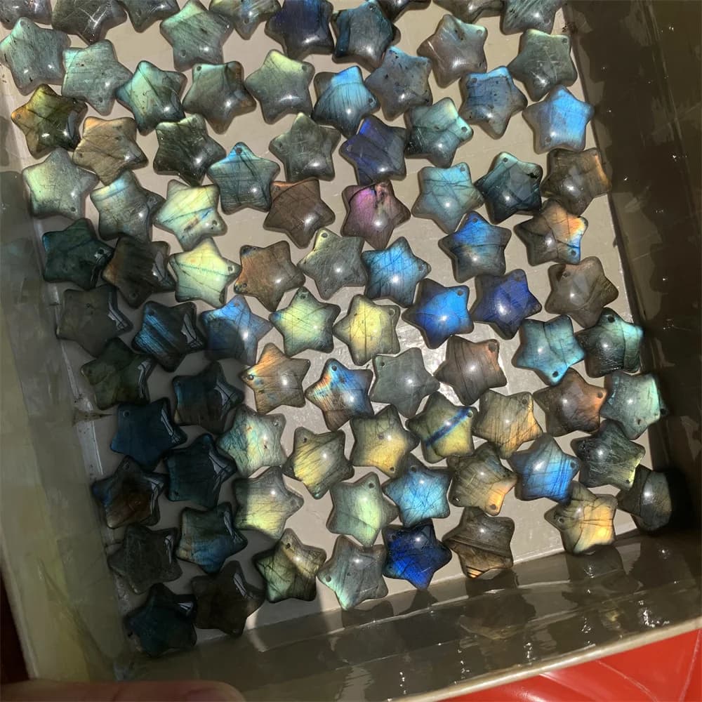 Uglyless Natural 20MM Stars Labradorite Pendants Necklaces Women Lovely Full Light Star Labrador Stones Orange Blue Purple Beads