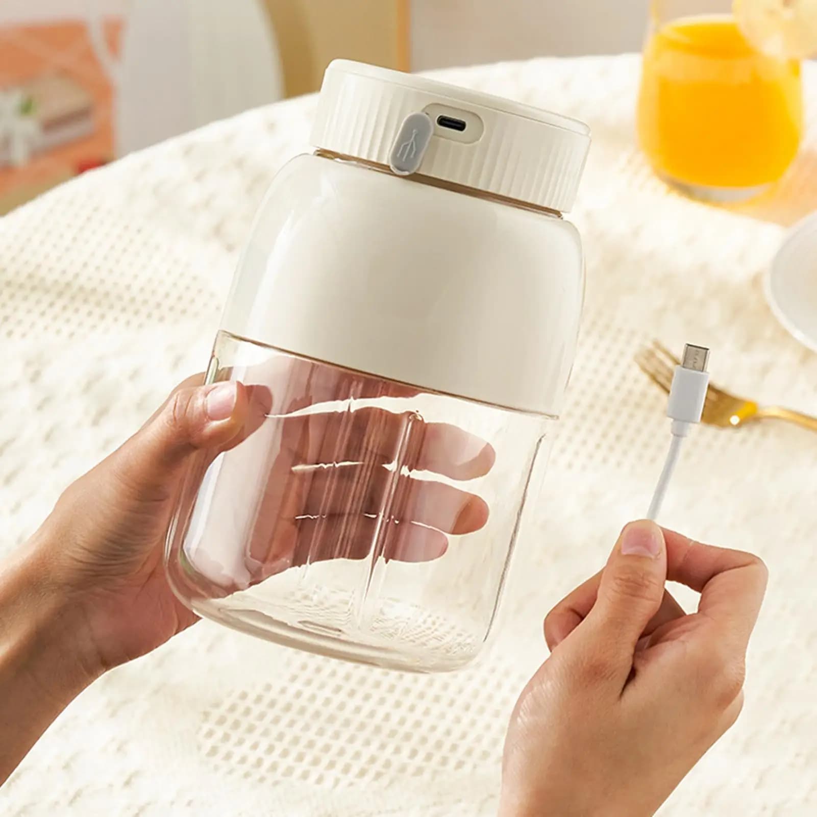 Food Blender Kitchen Robot Blender Multifunctional Portable Electric Mixer for Home Fruit Drinks Sports Camping Travel Meal Preparation
