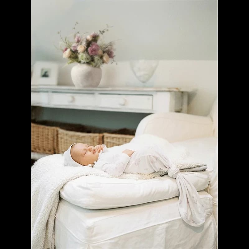 Collection Coordinated Family Ali layette SS26: Set of Tutine and Satin in Pelo