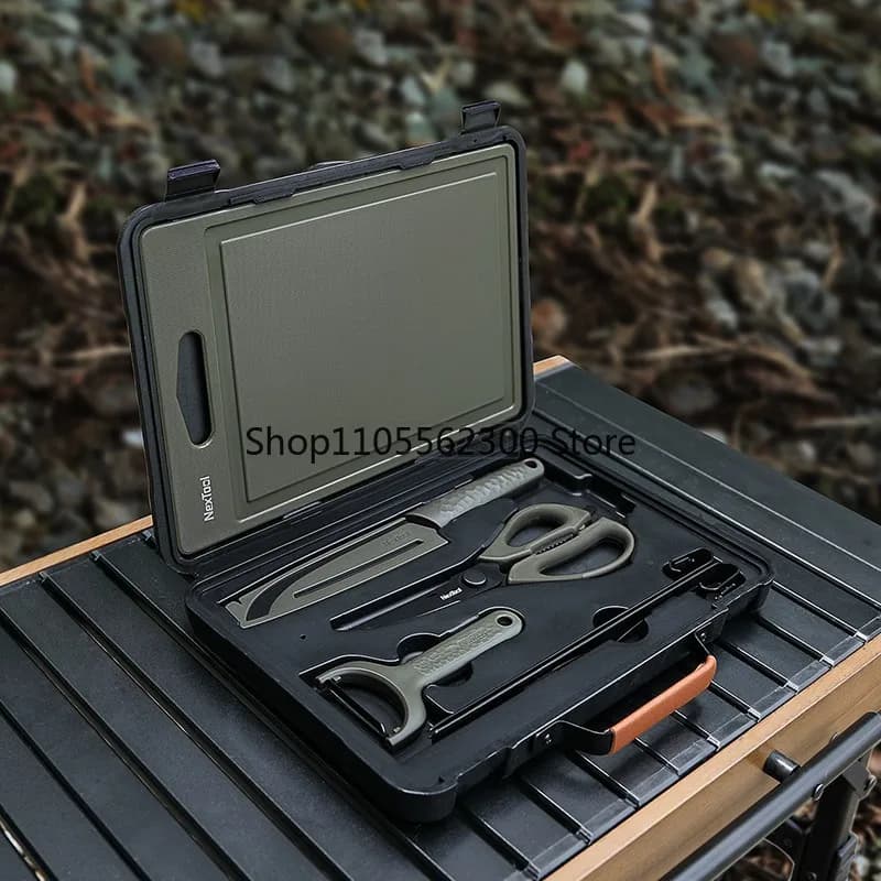 NATRAVELL Kit di Utensili Portatili per Barbecue da Campeggio, Accessori Durevoli per Picnic con Tagliere e Pelapatate