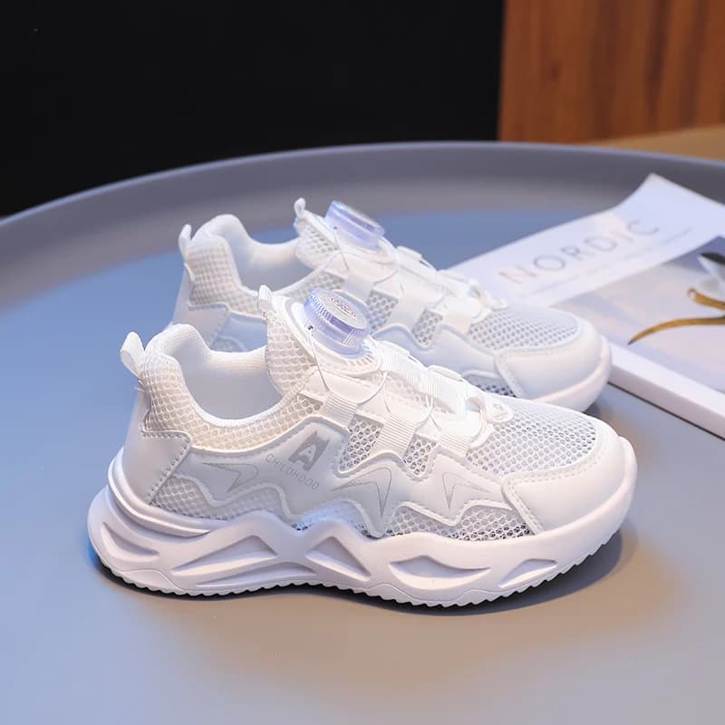 Heavy-duty Children Sport Shoes Tough Rubber Sole Circulating Air Upper Cozy Lining for Intense Sports and Long-term Wear