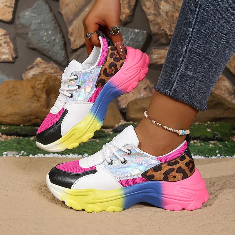 Women Running Sneakers Fashionable Colorful Designer Shoes Casual Comfortable Lace Up Loafers Outdoor Platform Female Sneakers