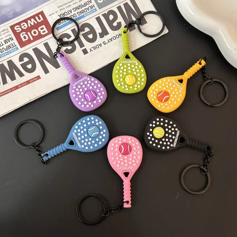 Nuovo Portachiavi da Tennis Creativo in PVC Morbido, Portachiavi Sportivo con Racchetta e Pallina, Ciondolo alla Moda per Borsa, Regalo