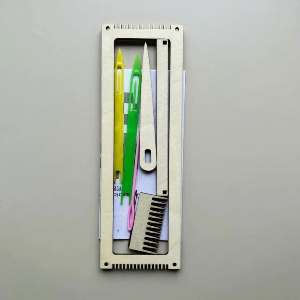 Wooden Mini Loom Machine Small Frame Lightweight Hand-Knitting Kit DIY Handcrafts Easy Operate Yarn Weaving Tools Desktop Craft