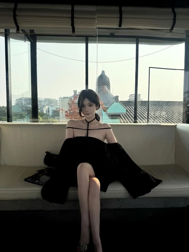 Elegante Abito da Compleanno con Spalle Scoperte, Lussuoso Tulle Impreziosito, Gonna Corta, Scollo Arricciato, in Fibra di Poliestere, Primavera Estate Autunno