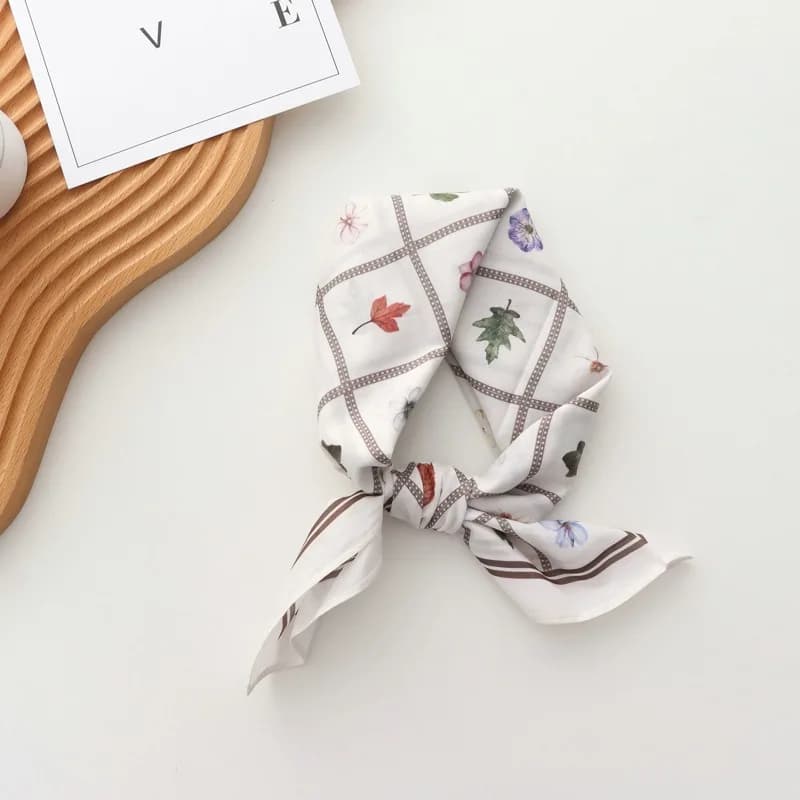 100% cotone stampato versatile semplice asciugamano da donna piccolo quadrato asciugamano sciarpa stile coreano piccola sciarpa di seta fascia da donna