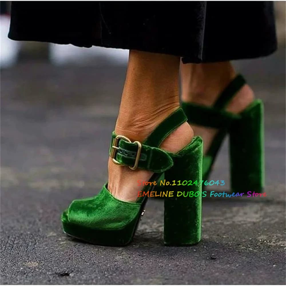 Grenn Sandali con tacco alto in velluto da donna Punta aperta Tacco grosso con cinturino con fibbia Piattaforma Scarpe eleganti da festa in tinta unita