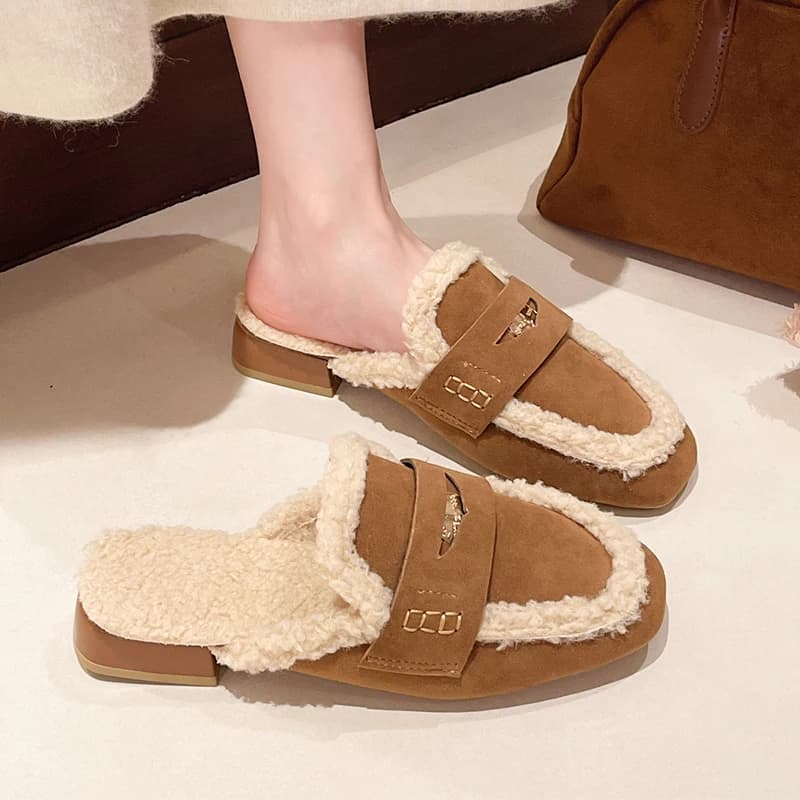 Autumn Women's Shoes New plush thickened Warm Mules Retro Moccasin Leather Synthetic Suede Metal Coins Penny Mocassini Fashion Pile Slippers