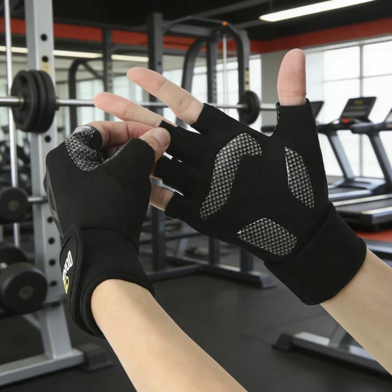 New Gym Gloves with Protection for wrists, Cycling Gloves Half fingers, Anti-slip and Shock for Men and Women, Open Training