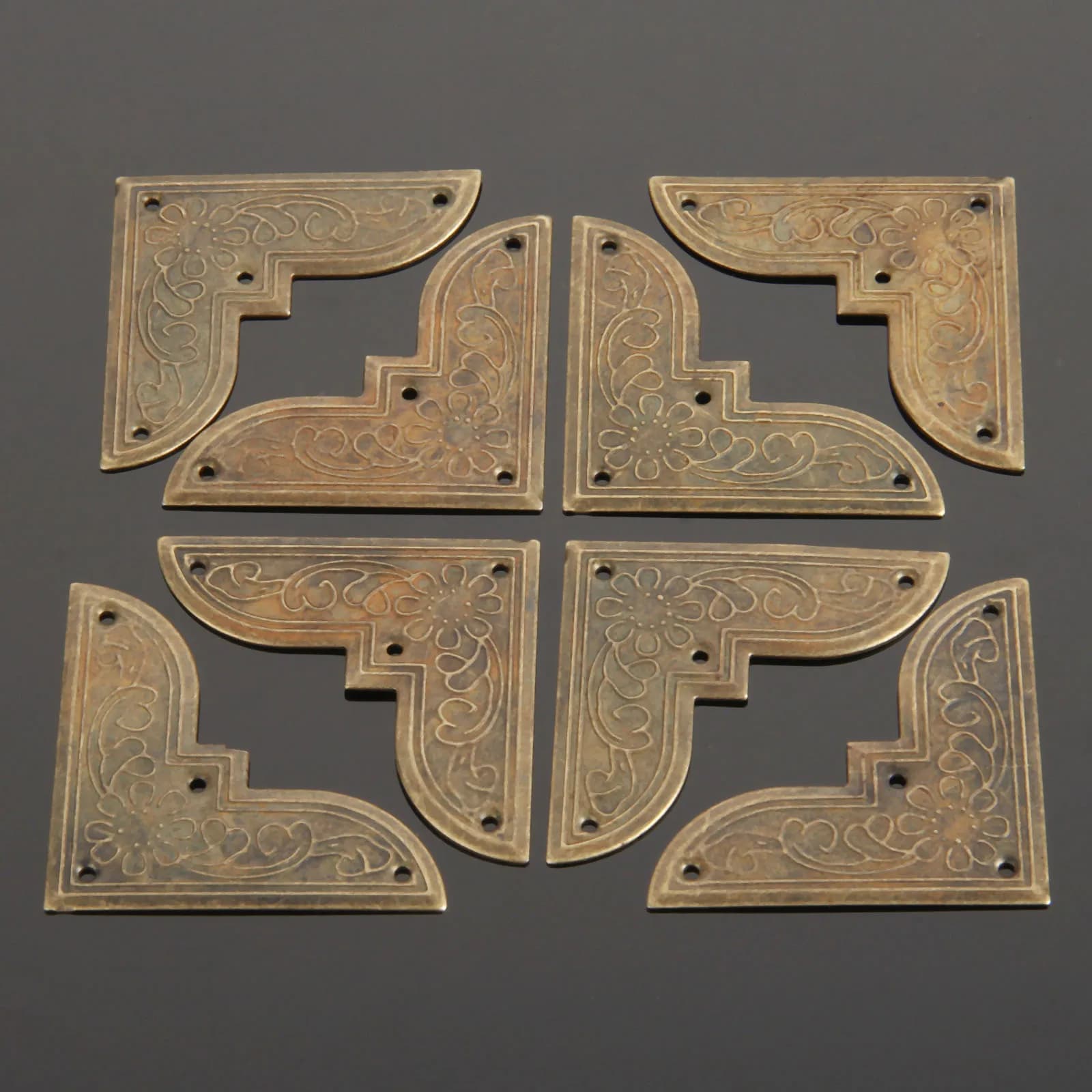 40Pcs Iron Corner Bracket with 160pcs Screws Jewelry Gift Box Wood Case Decorative Feet Leg Corner Protector Furniture Fittings