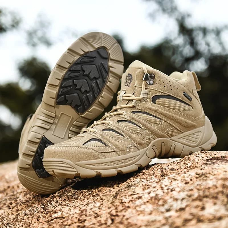 Stivali tattici da ufficiale da uomo primavera estate traspirante Outdoor Special Forces Training Sneaker Medium Low Top scarpe da lavoro militari