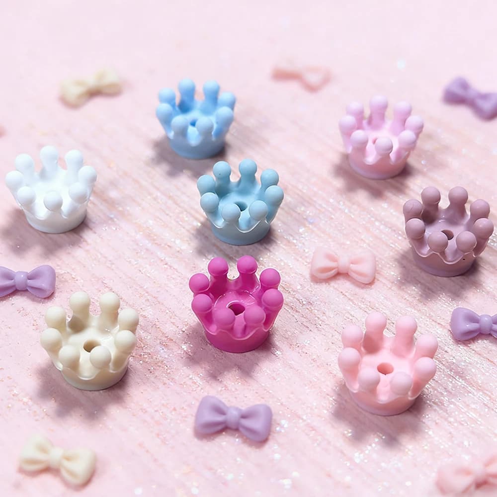 LOFCA 20pcs Soft New Silicone Small Crown Focal Beads Set For Jewelry Making To Make Bracelets DIY Keychain Necklace Accessorie