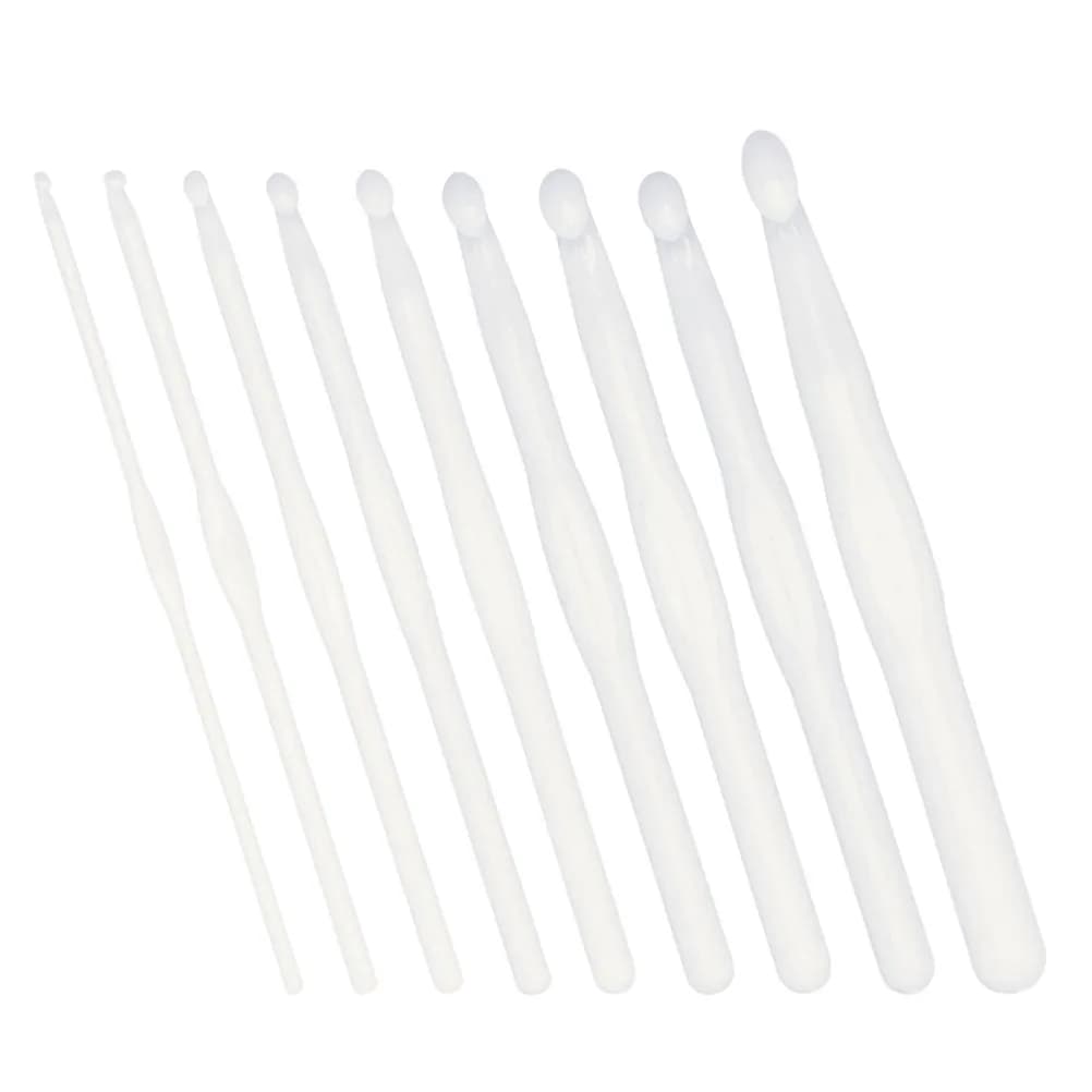 Set di 9 Uncinetti in Plastica Liscia Bianchi di Varie Dimensioni per Progetti di Lavoro a Maglia e Uncinetto, Kit per Artigianato