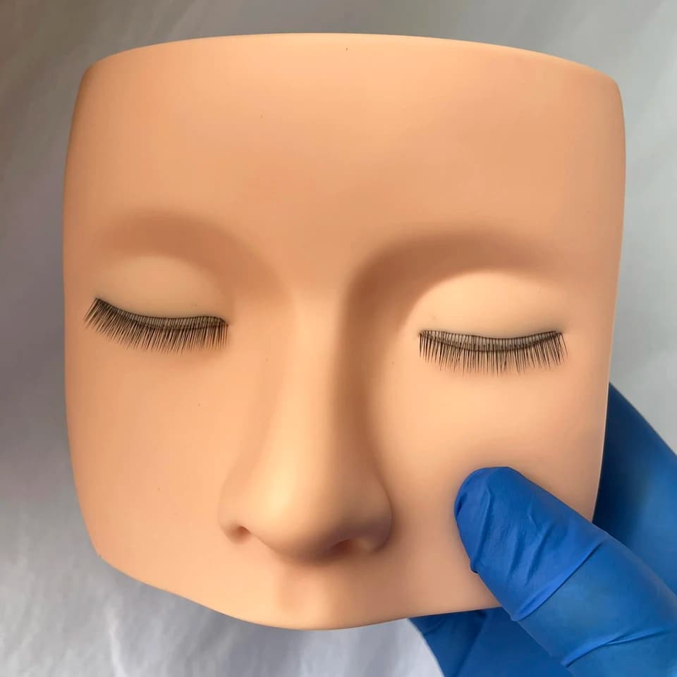 Ciglia a 3 strati Testa di manichino Viso per esercitarsi Estensioni ciglia finte Innesto Strumenti per l'allenamento delle ciglia Modello di pratica del trucco