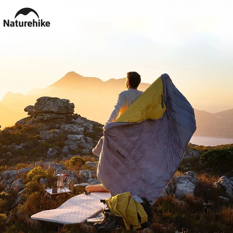 Naturehike 2025 New CW700 Camping fur bag Ultralight warm 3 seasons Quilt to sleep Waterproof 700g Duck feathers