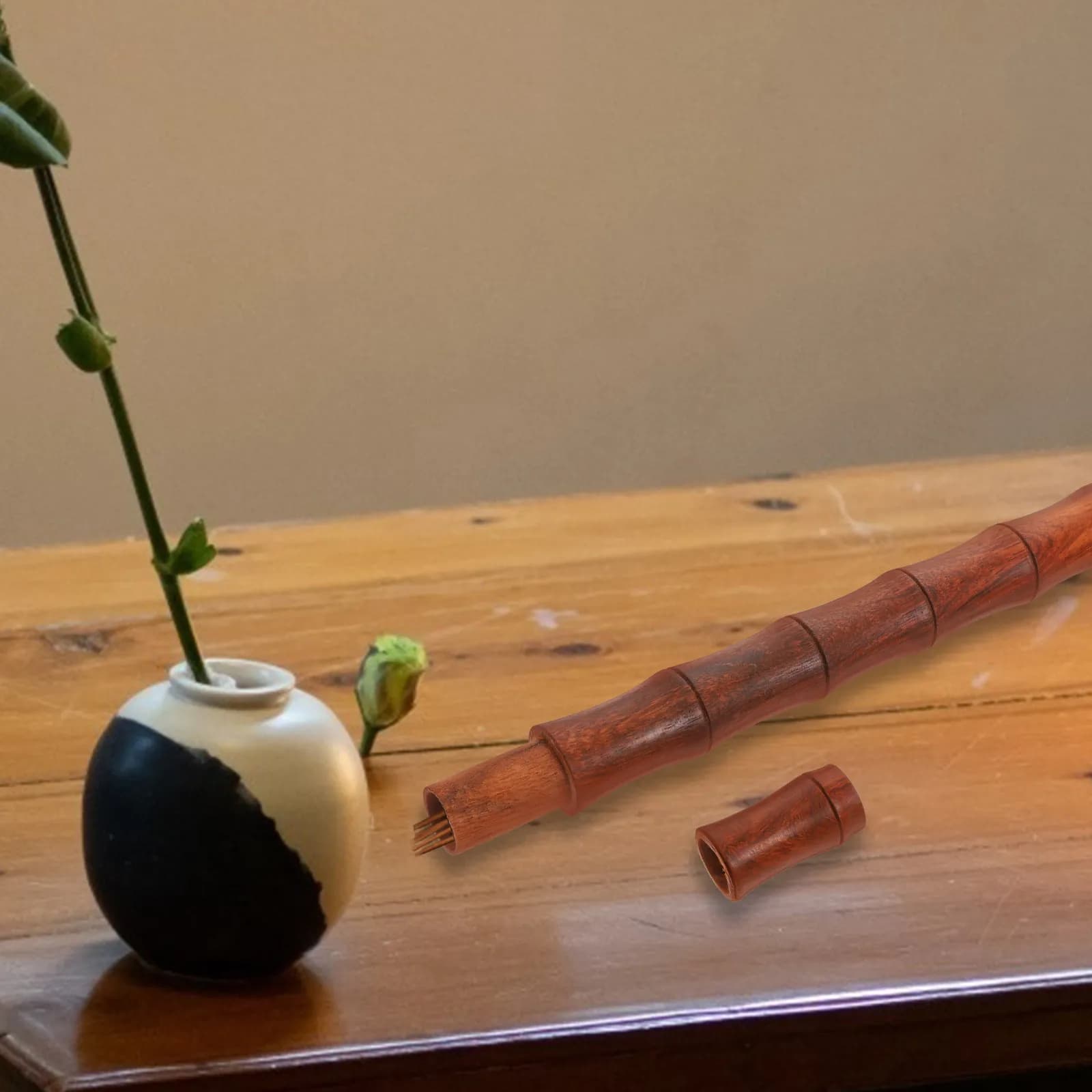 1 Pezzo Tubo Porta Incenso in Legno di Agar, Squisito e Leggero, Contenitore per Bastoncini di Incenso per Casa, Viaggio e Campeggio, Pratico da Usare