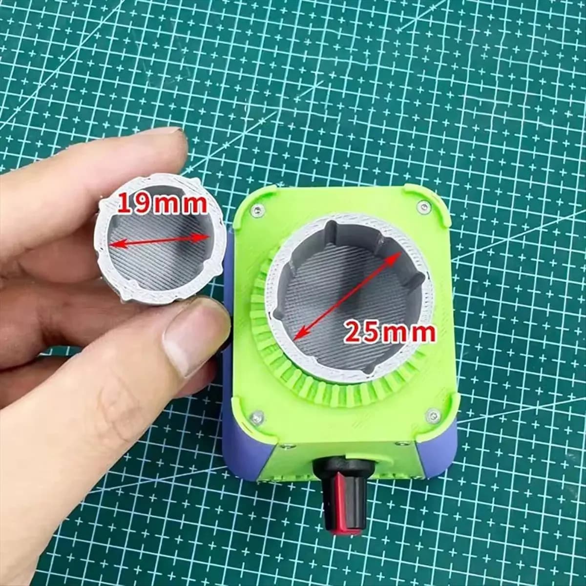Electric Paint Shaker Mixer - Variable Speed, Micro-Eccentric Design for Model Paints (for 19/25mm Bottles)