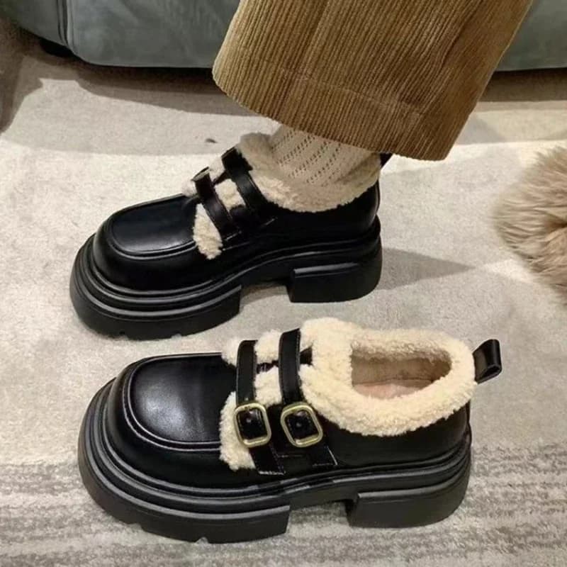 Scarpe invernali piccole in pelle stile britannico da donna Scarpe da donna robuste in cotone caldo peluche vintage giapponese per nuove studentesse